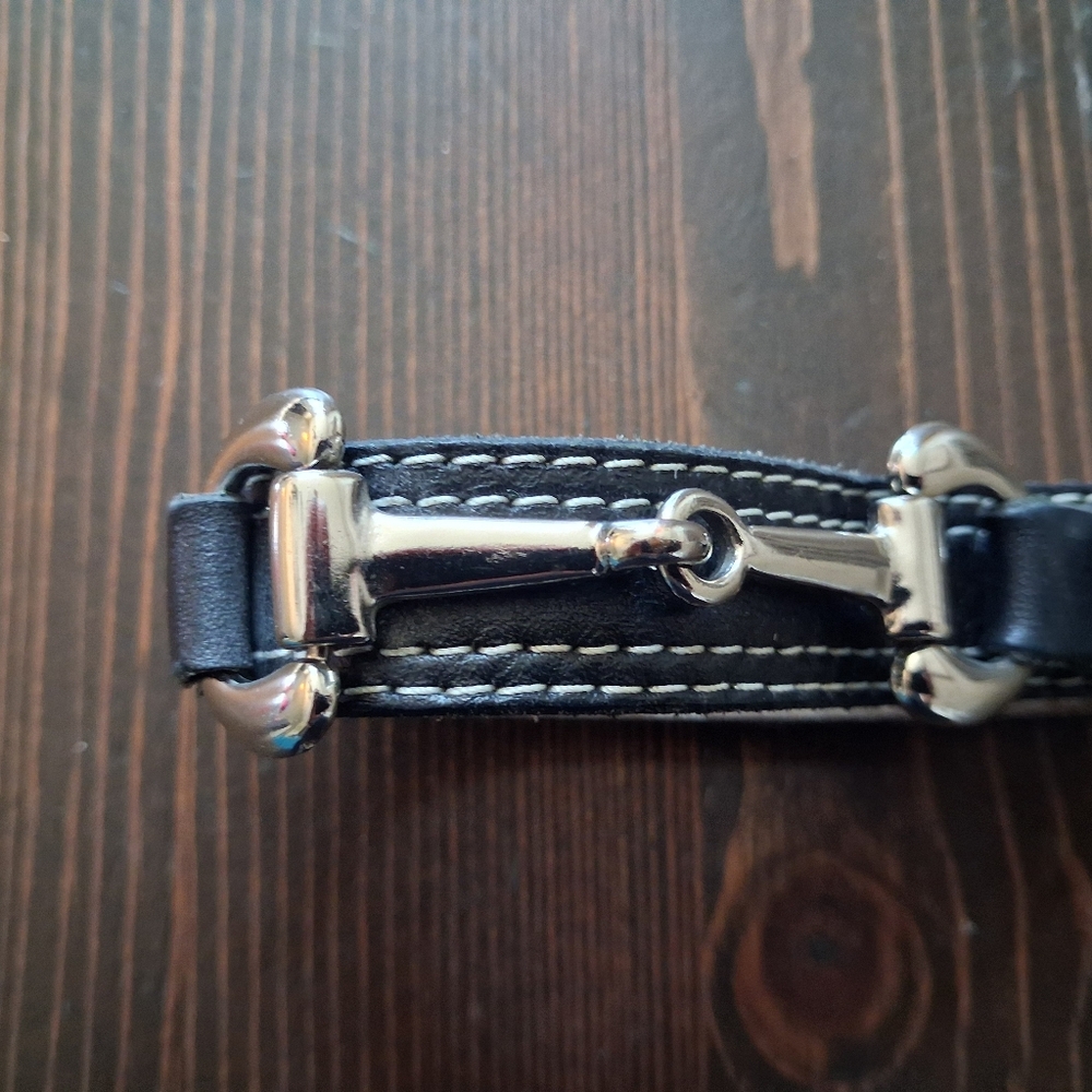 Womens Black Leather Belt with Silver Buckle And Snaffle Accent - Picture 2 of 3